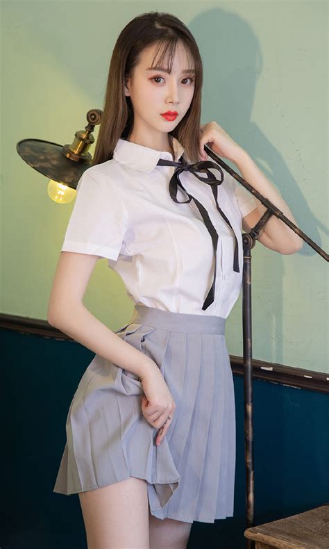 374亿，中国零食之王要IPO